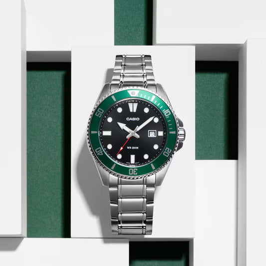 Мъжки аналогов часовник Casio Duro Diving - MDV-107D-3AVDF