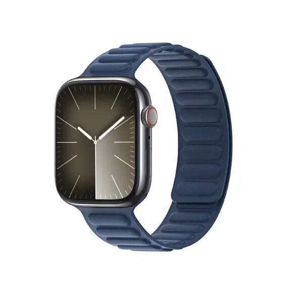 Синя текстилна каишка за Apple Watch с магнитно закопчаване