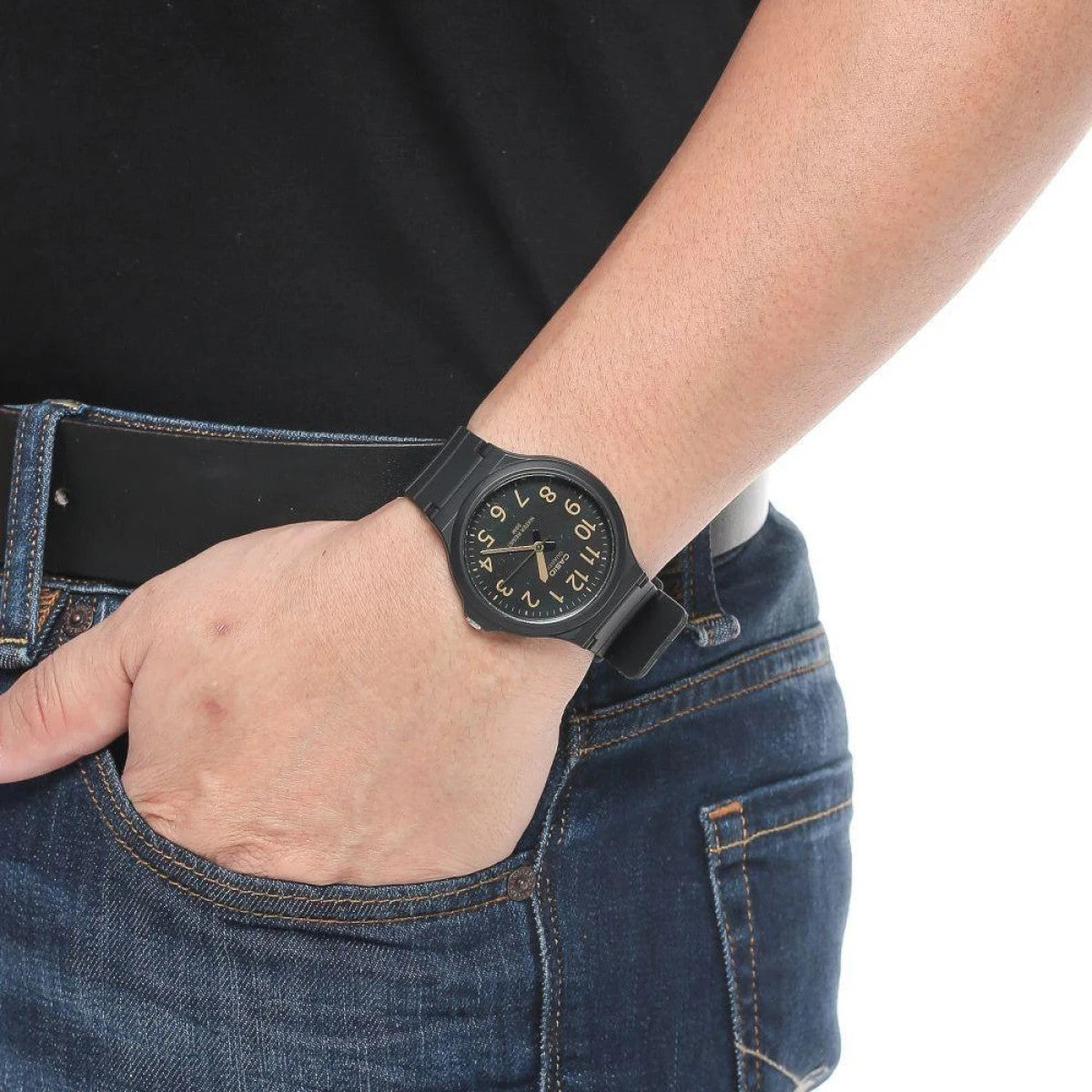 Мъжки аналогов часовник CASIO - Casio Collection - MW-240-1B2VDF
