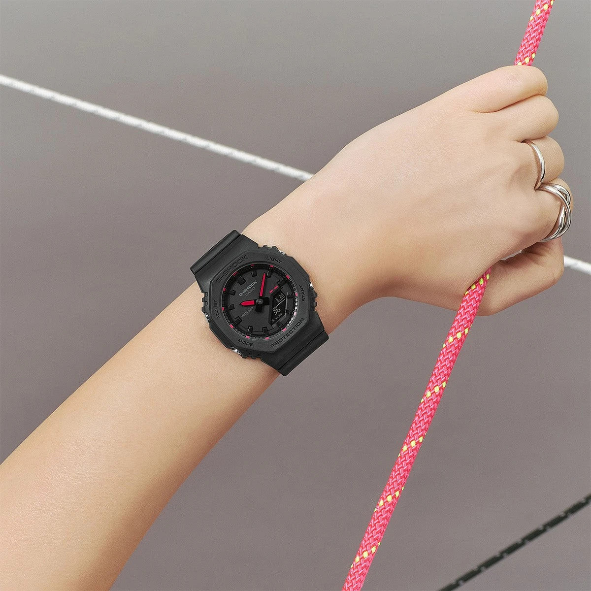 Дамски часовник Casio G-Shock - GMA-P2100SA-1A1ER