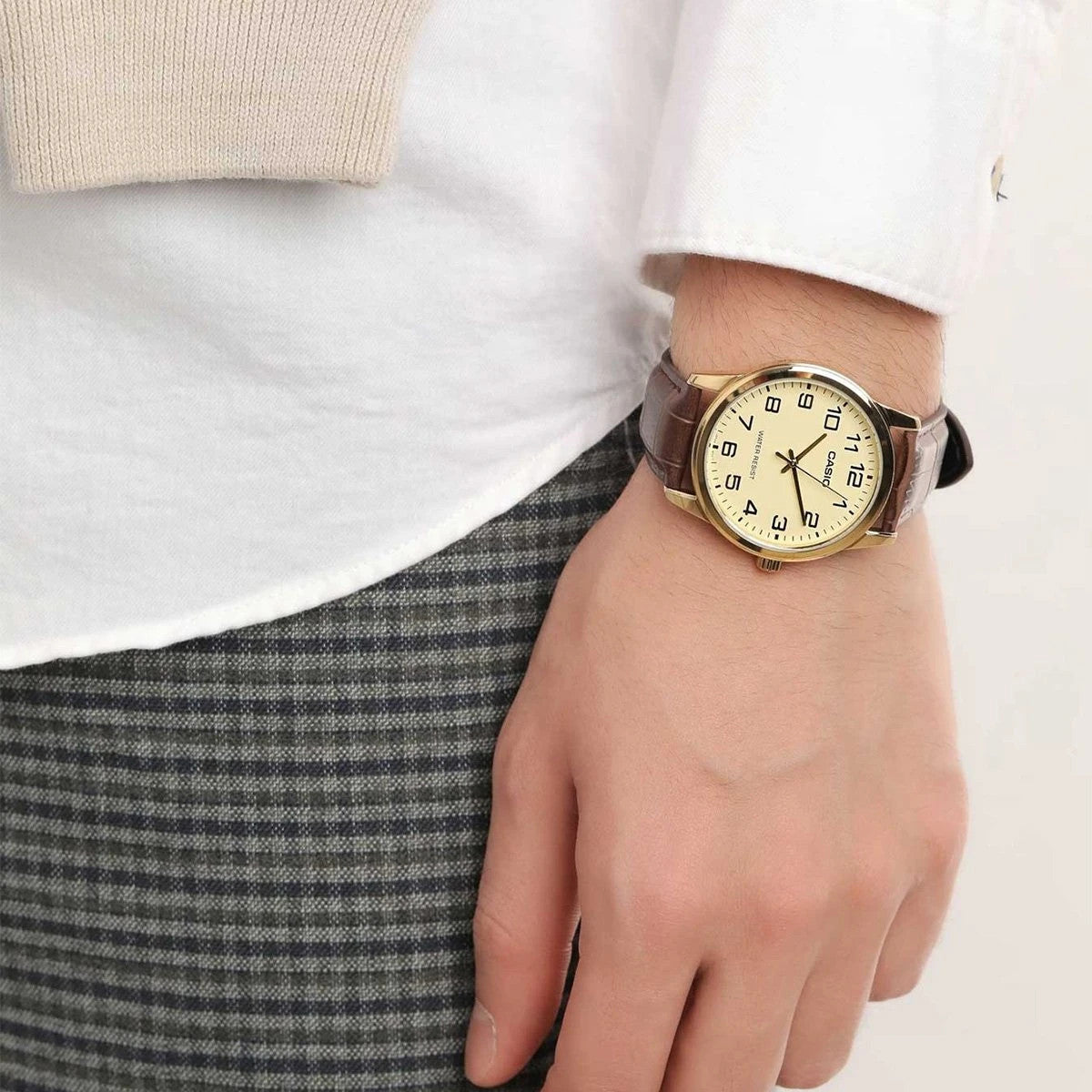 Мъжки аналогов часовник Casio - MTP-V001GL-9BUDF