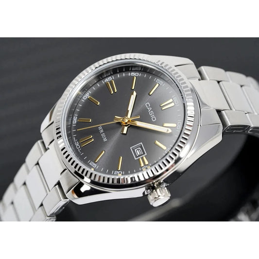 Дамски аналогов часовник Casio - Casio Collection - LTP-1302D-1A2VDF