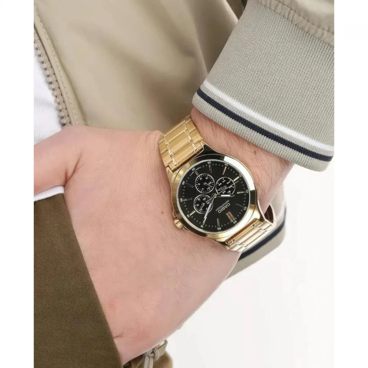 Мъжки аналогов часовник Casio Multi-Dial - Casio Collection - MTP-V300G-1AUDF