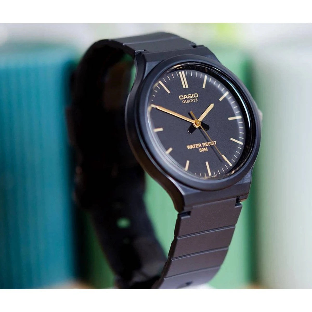 Мъжки часовник CASIO COLLECTION - MW-240-1E2VEF