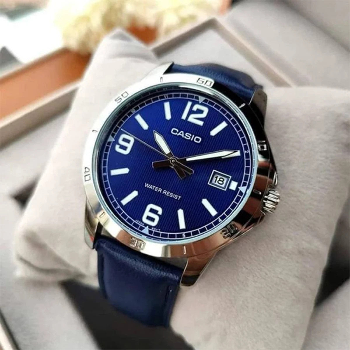 Дамски аналогов часовник Casio - Casio Collection - LTP-V004L-2BUDF