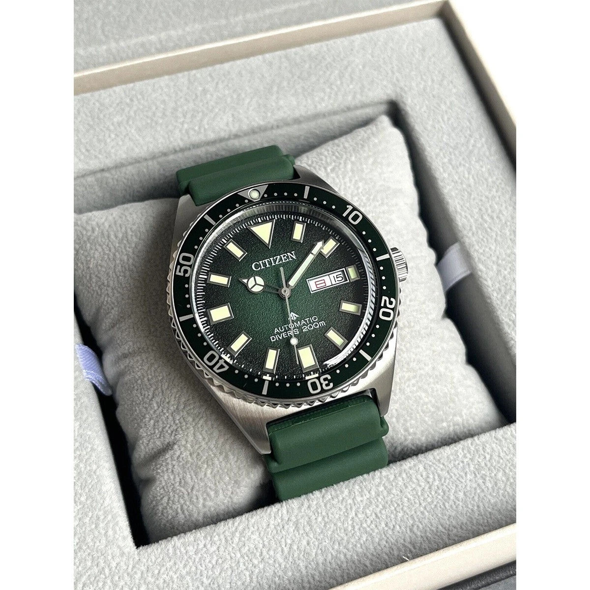 Мъжки часовник Citizen Automatic Diver Challenge - NY0121-09XE
