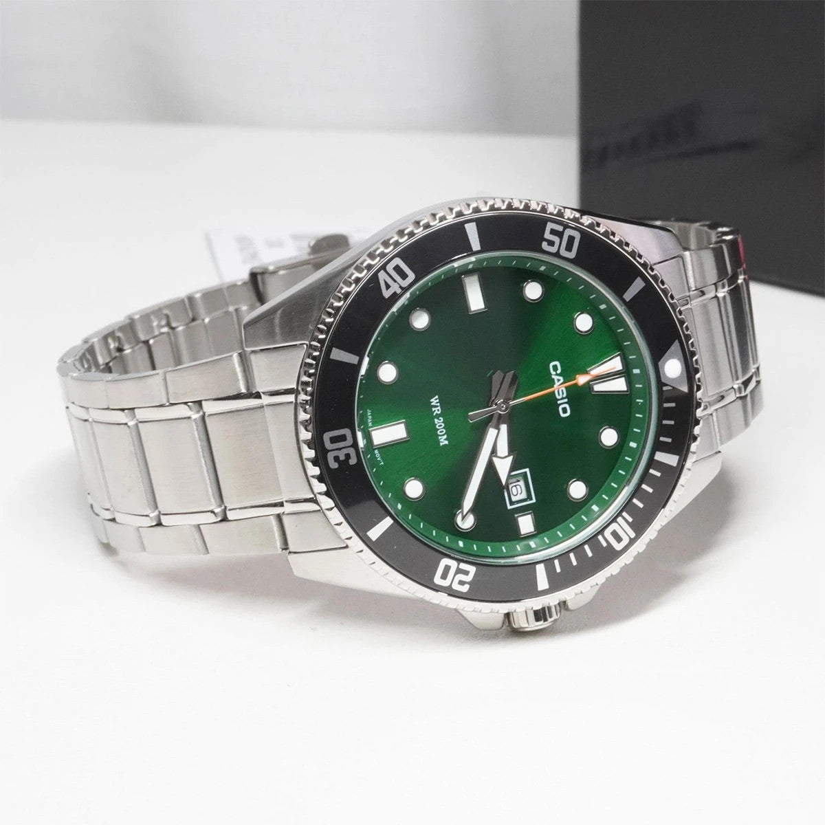 Мъжки аналогов часовник Casio Diving - MDV-107D-3A2VDF