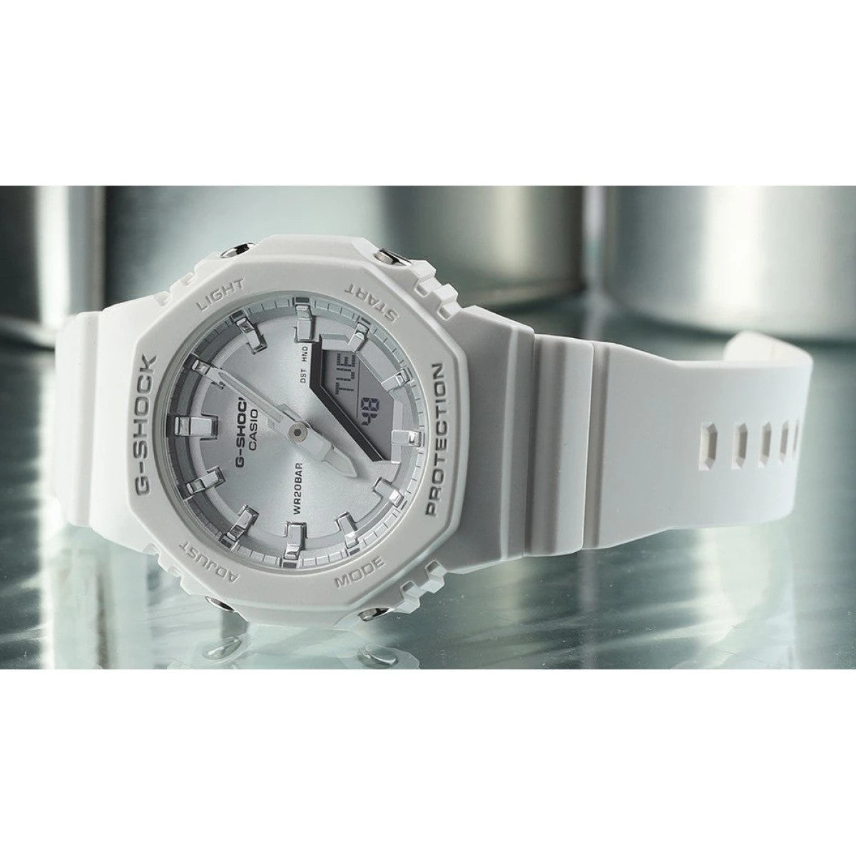 Дамски часовник Casio G-Shock - GMA-P2100VA-7AER