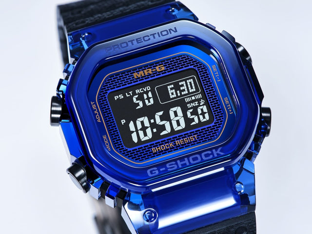 G-Shock MRG-D5000 със син сапфир
