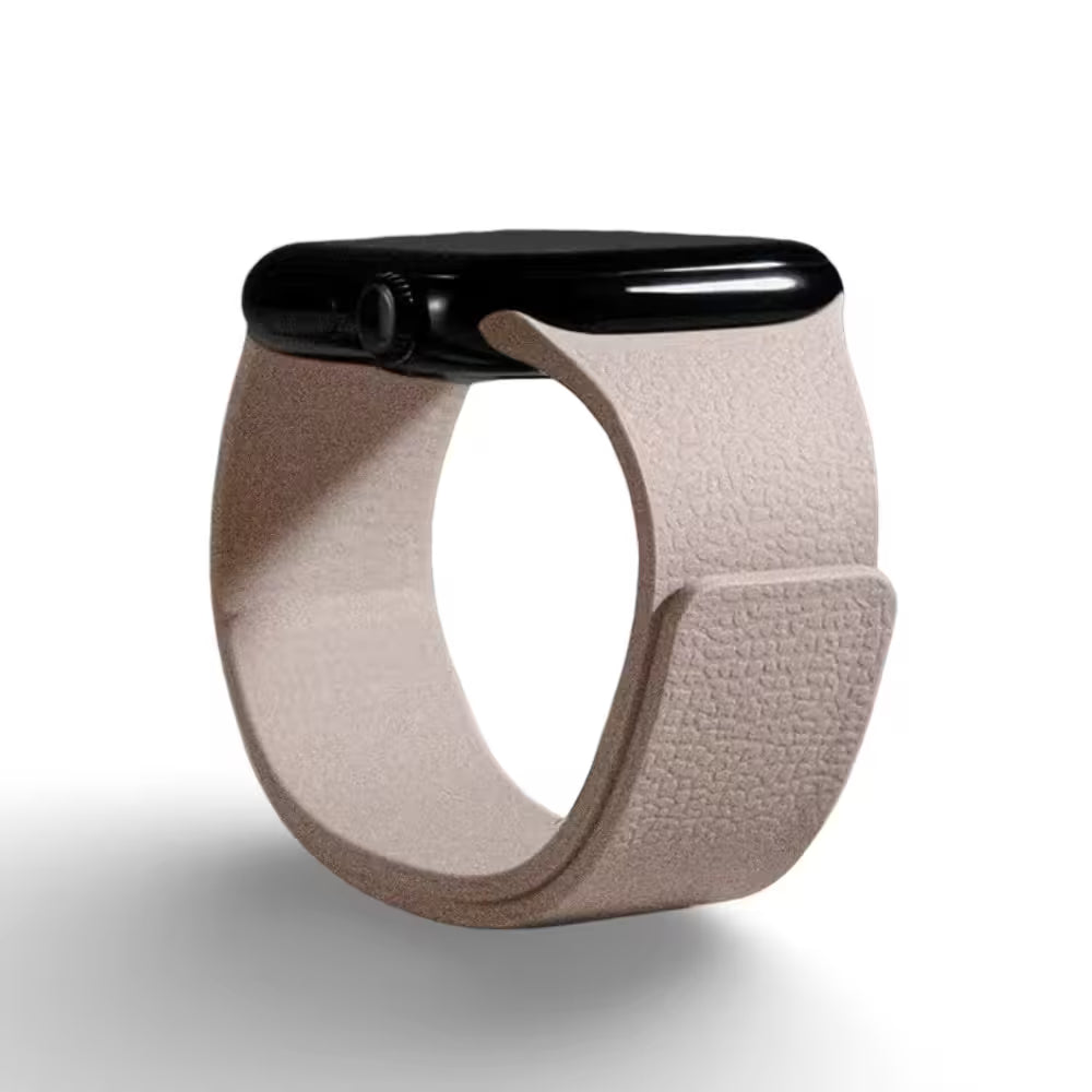 Бежова силиконова каишка за Apple Watch с магнитно закопчаване