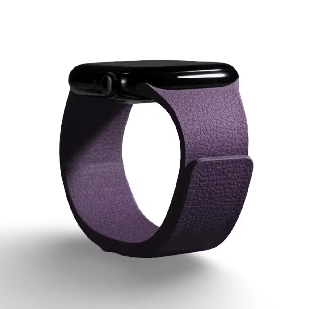 Лилава силиконова каишка за Apple Watch с магнитно закопчаване