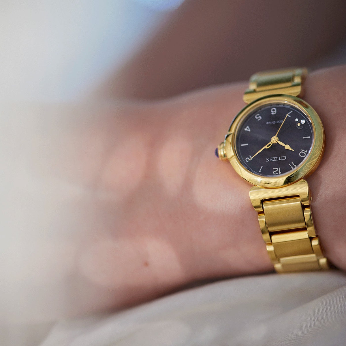 Дамски часовник CITIZEN - EM1132-88H