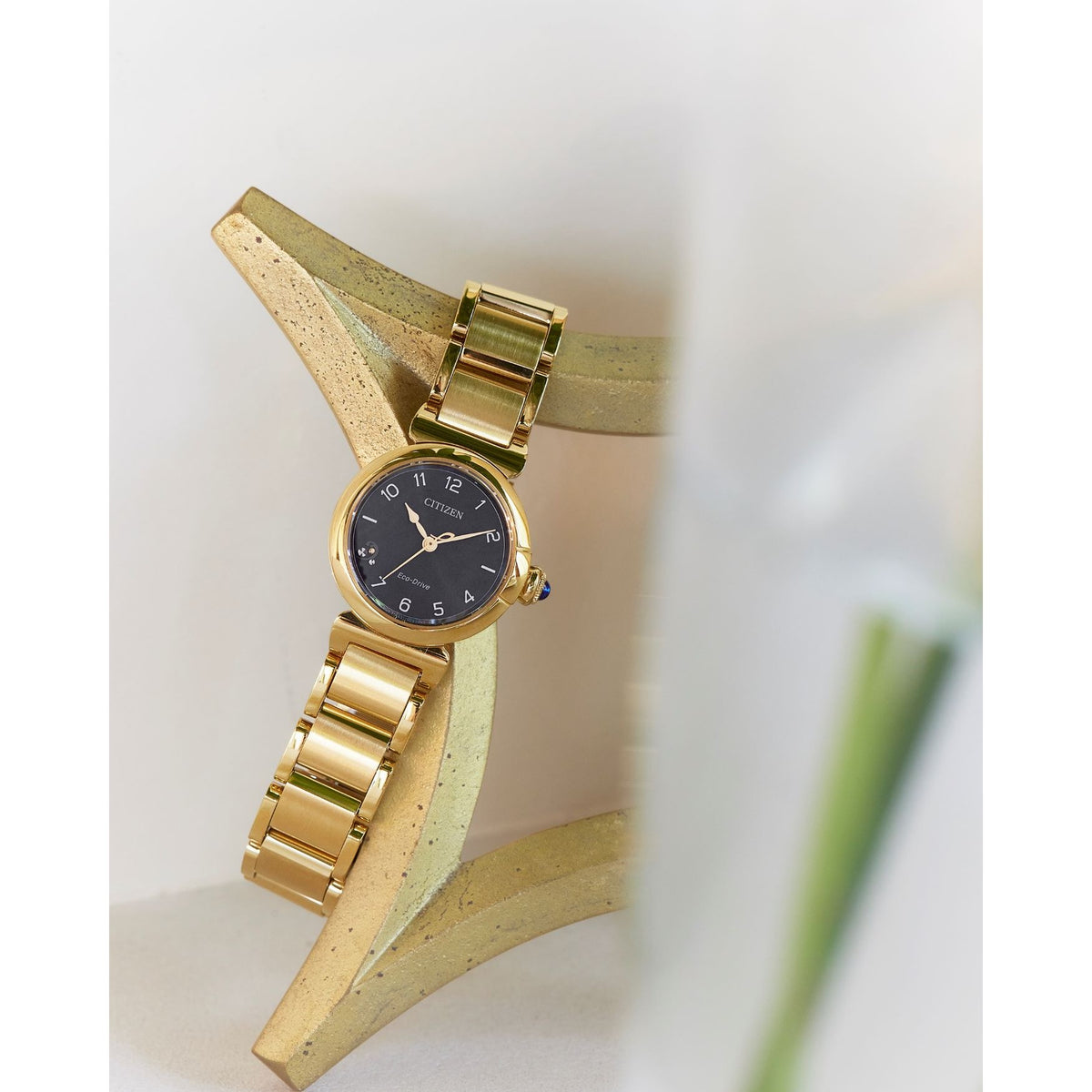 Дамски часовник CITIZEN - EM1132-88H