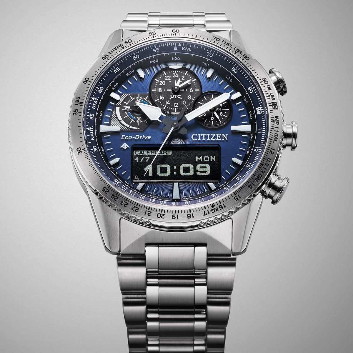 Мъжки часовник CITIZEN - JV2000-51L