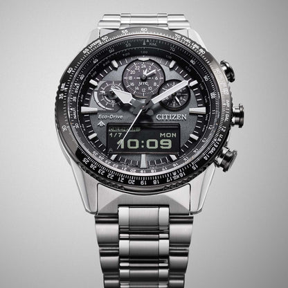 Мъжки часовник CITIZEN - JV2006-55H
