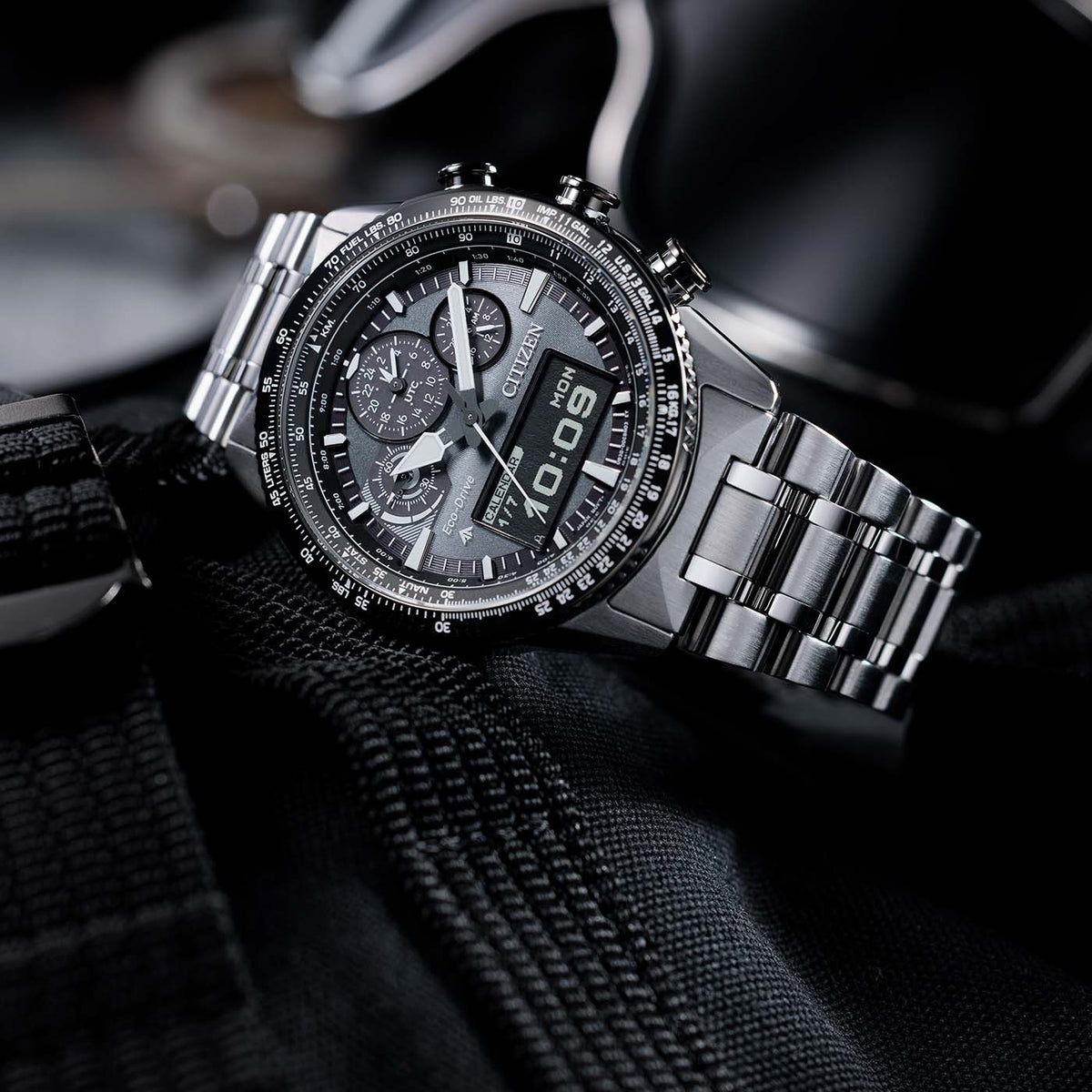 Мъжки часовник CITIZEN - JV2006-55H