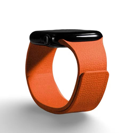 Оранжева силиконова каишка за Apple Watch с магнитно закопчаване