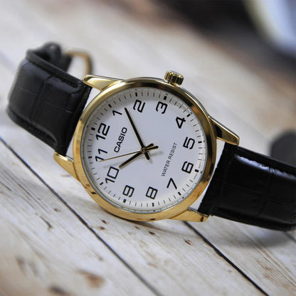 Мъжки аналогов часовник Casio - MTP-V001GL-7BUDF