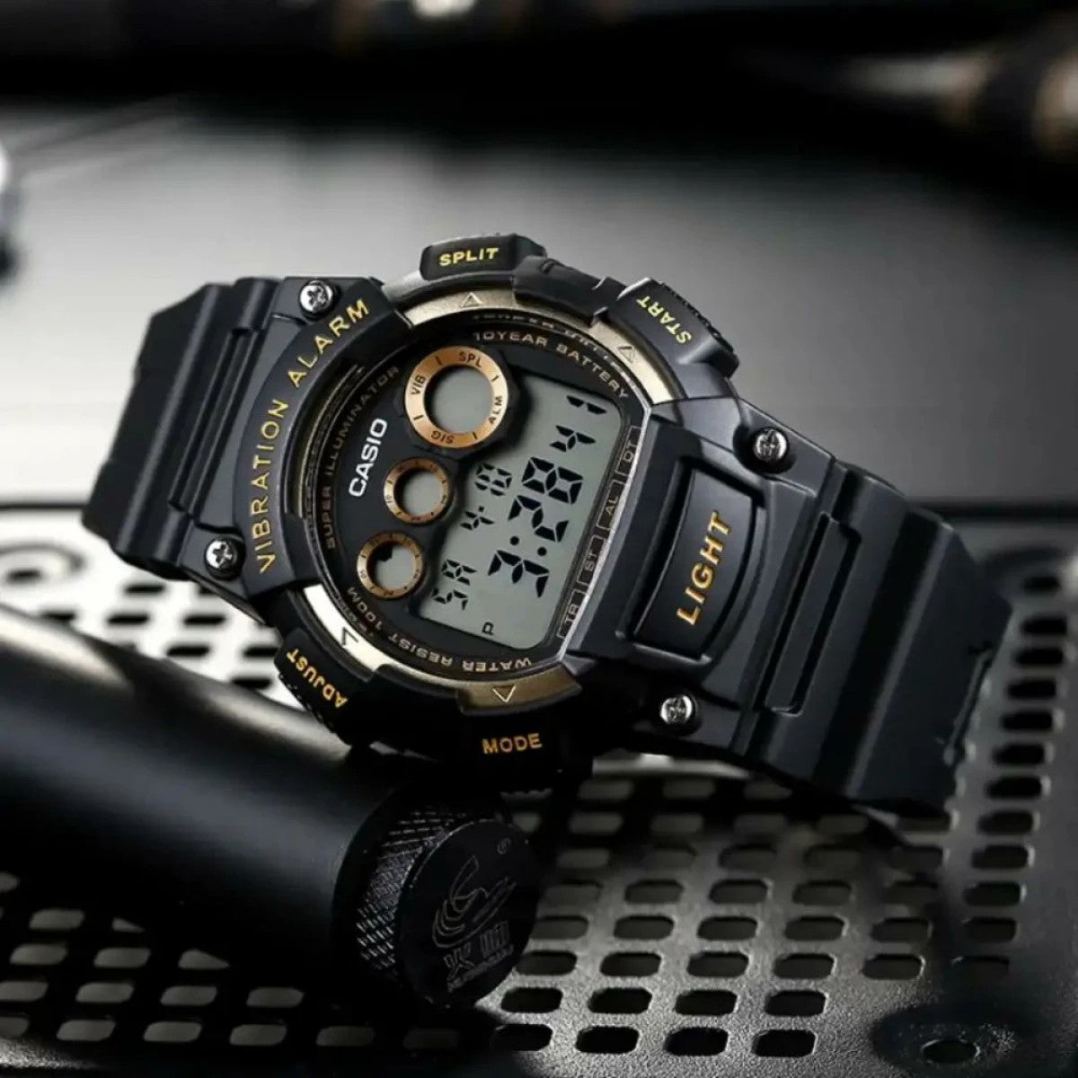 Мъжки дигитален часовник Casio - W-735H-1A2VDF