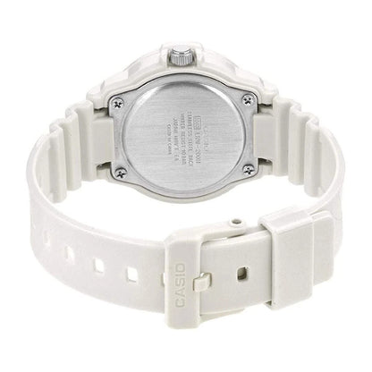 Дамски аналогов часовник Casio - Casio Collection - LRW-200H-4E3VDF