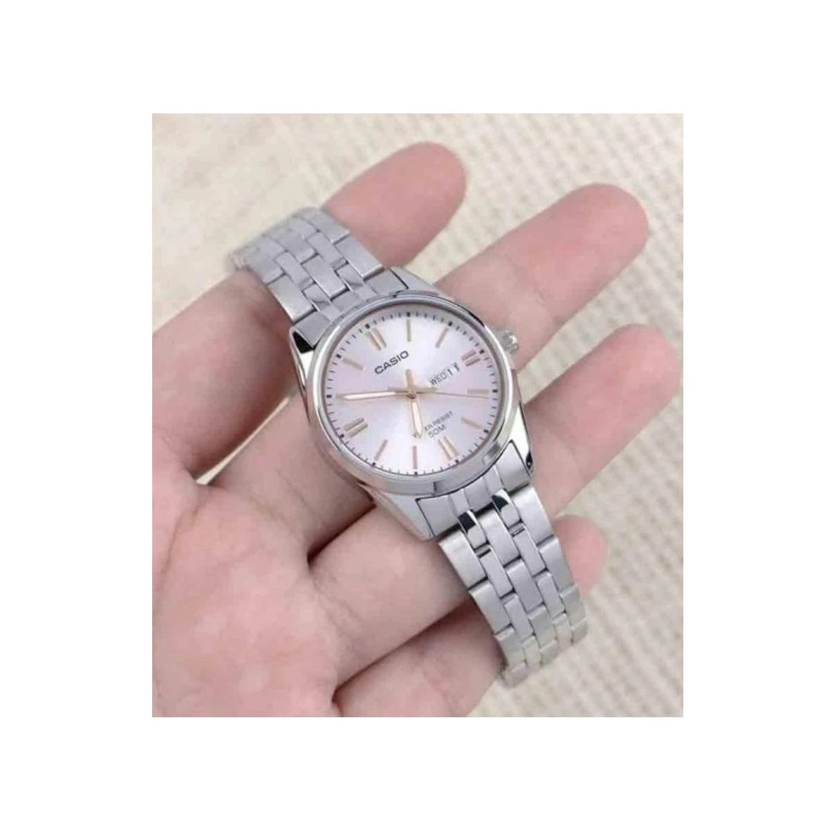 Дамски аналогов часовник Casio - Casio Collection - LTP-1335D-4AVDF