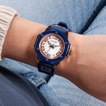 Дамски аналогов часовник Guess - GW0555L4