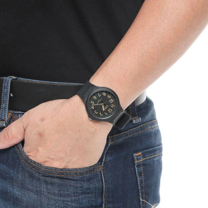 Мъжки аналогов часовник CASIO - Casio Collection - MW-240-1B2VDF