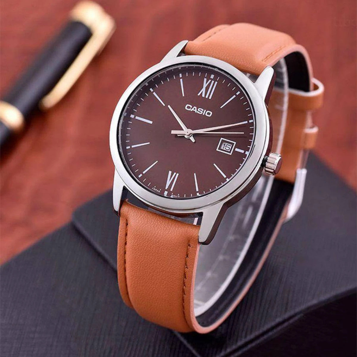 Мъжки аналогов часовник Casio - Casio Collection - MTP-V002L-5B3UDF