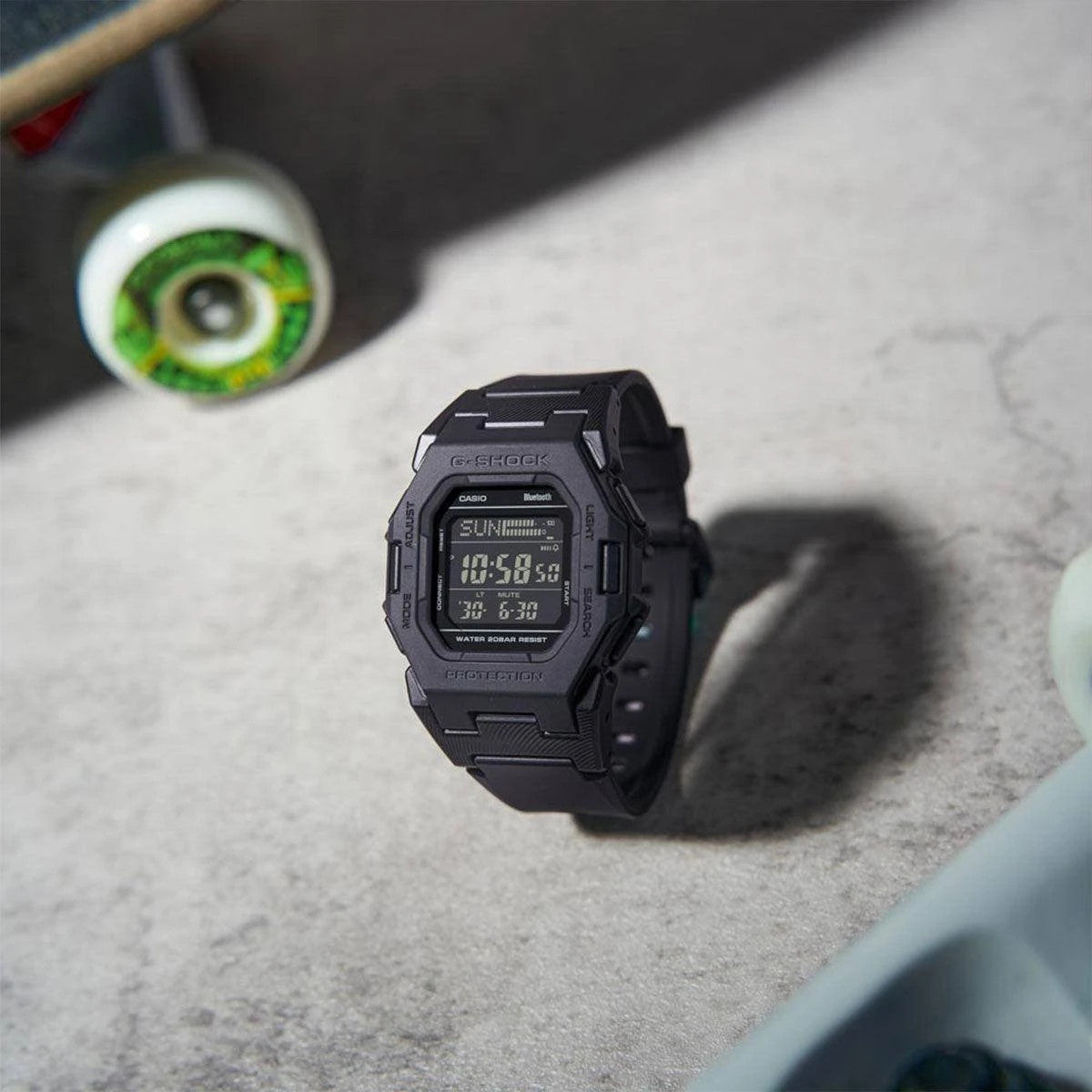 Мъжки часовник Casio G-Shock Bluetooth - GD-B500-1ER
