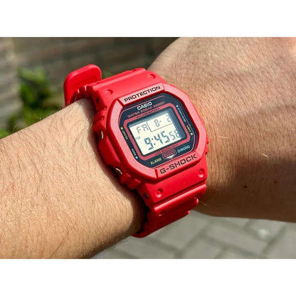 Мъжки часовник Casio G-Shock - DW-5600EP-4ER