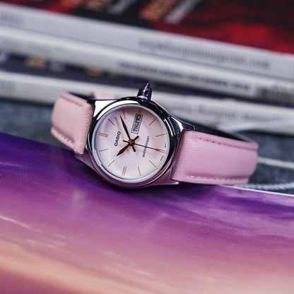 Дамски аналогов часовник Casio - Casio Collection - LTP-V006L-4BUDF