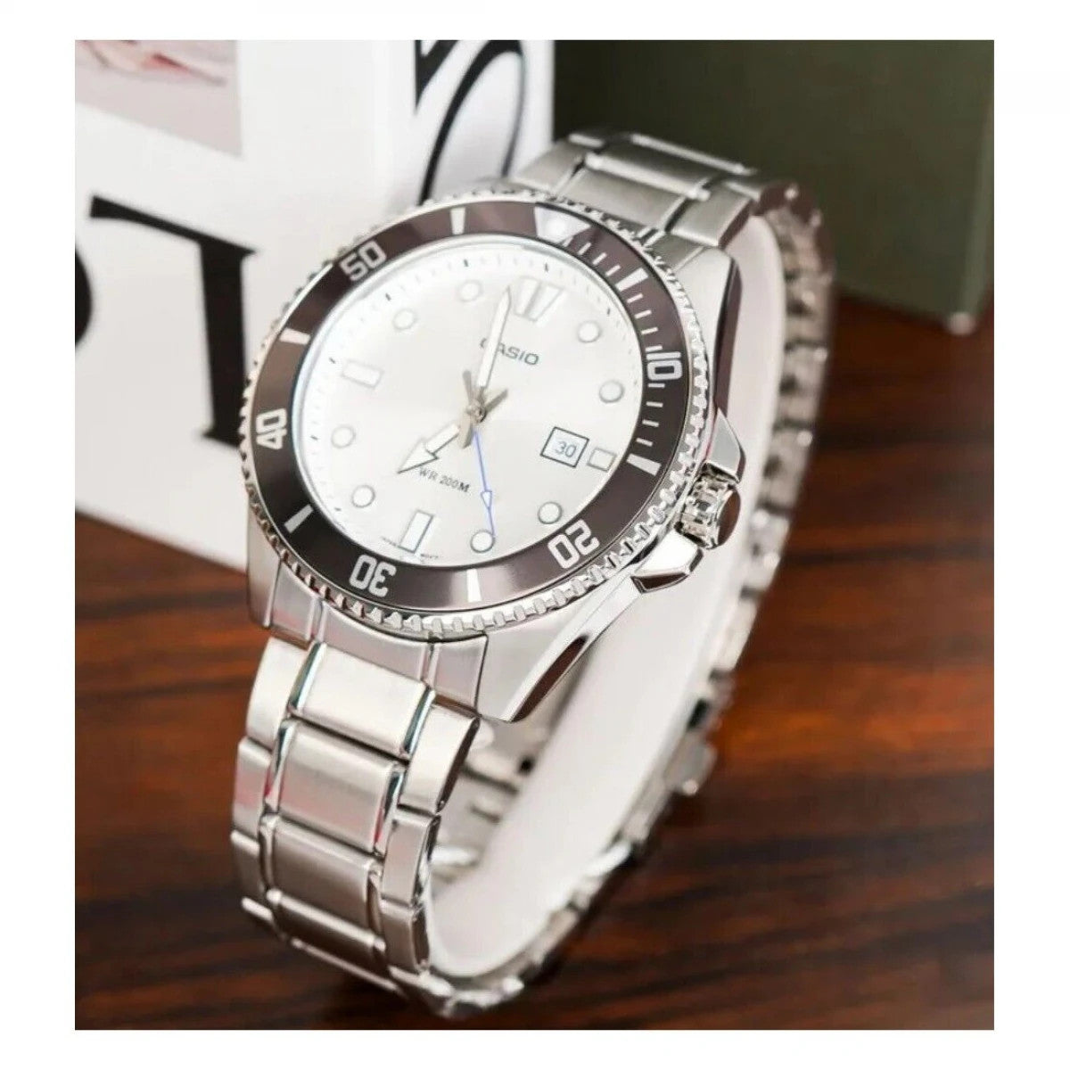 Мъжки аналогов часовник Casio Diving - MDV-107D-7AVDF