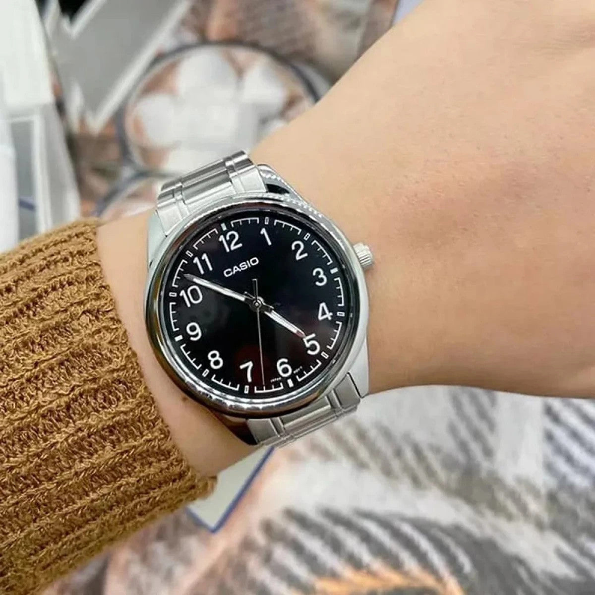 Мъжки аналогов часовник Casio - Casio Collection - MTP-V005D-1B4UDF