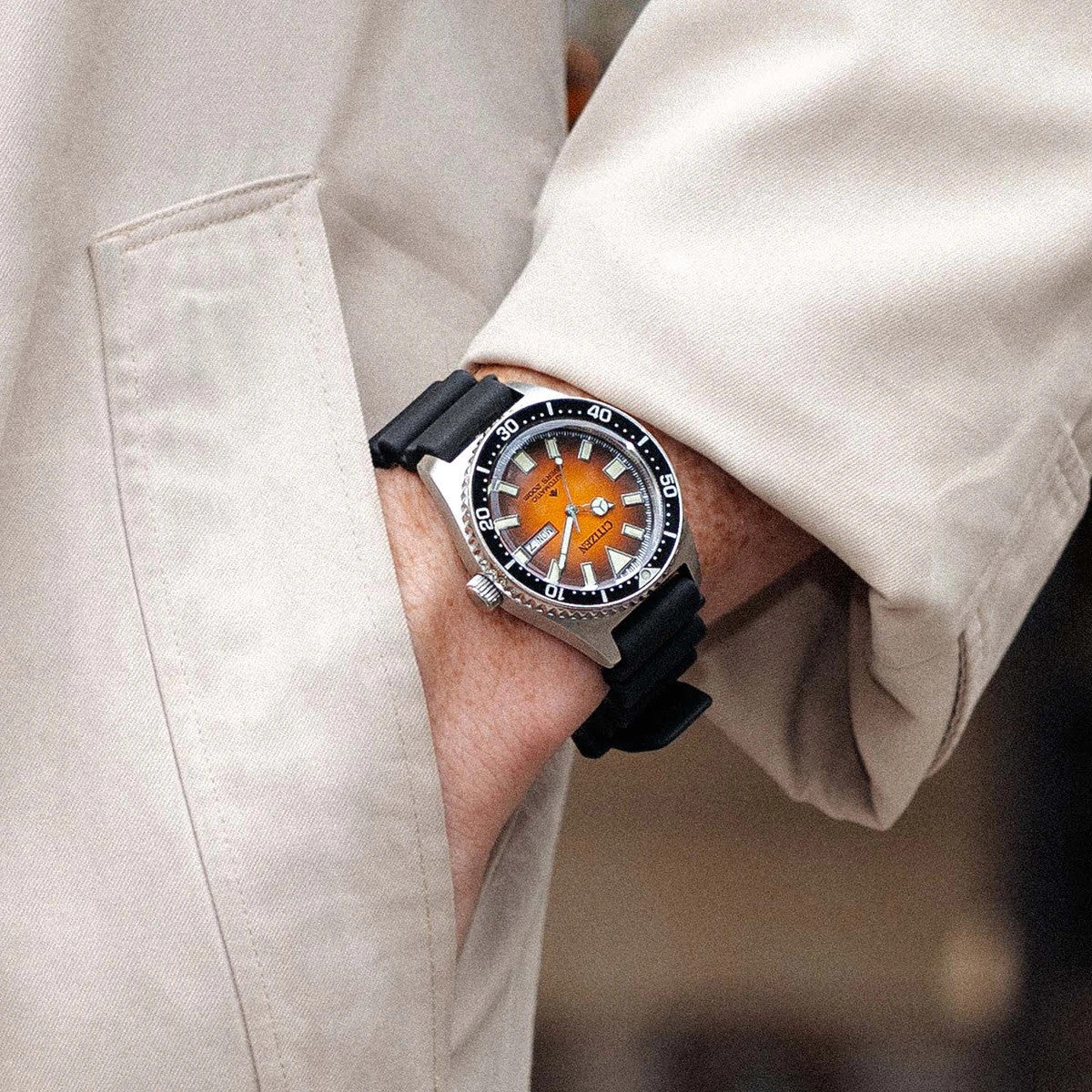 Мъжки часовник Citizen Automatic Diver Challenge - NY0120-01ZE