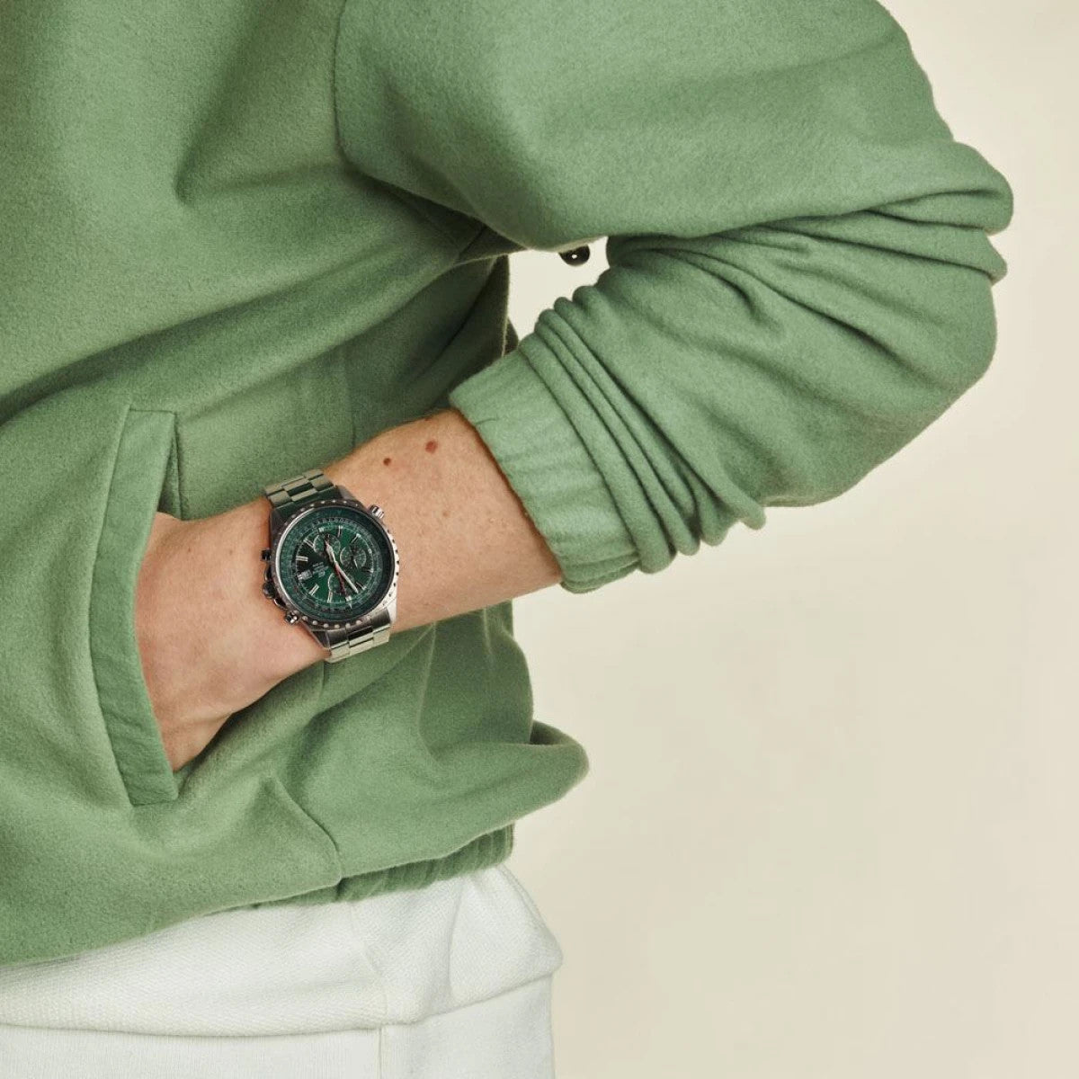 Мъжки аналогов часовник Casio Edifice Chronograph - EF-527D-3AVUEF