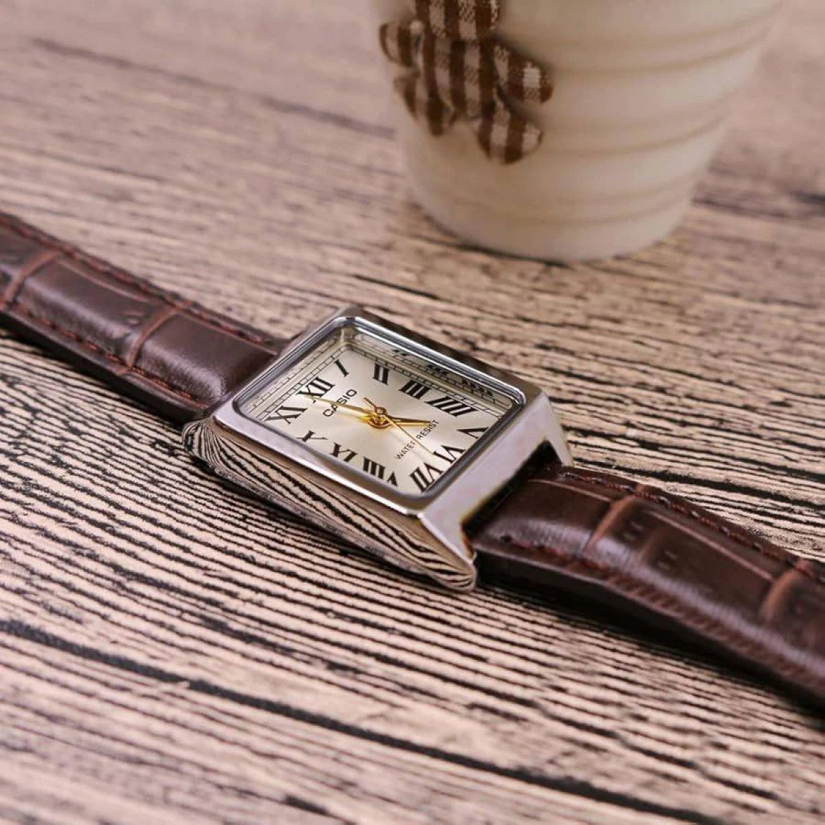 Дамски аналогов часовник Casio - Casio Collection - LTP-V007L-9BUDF