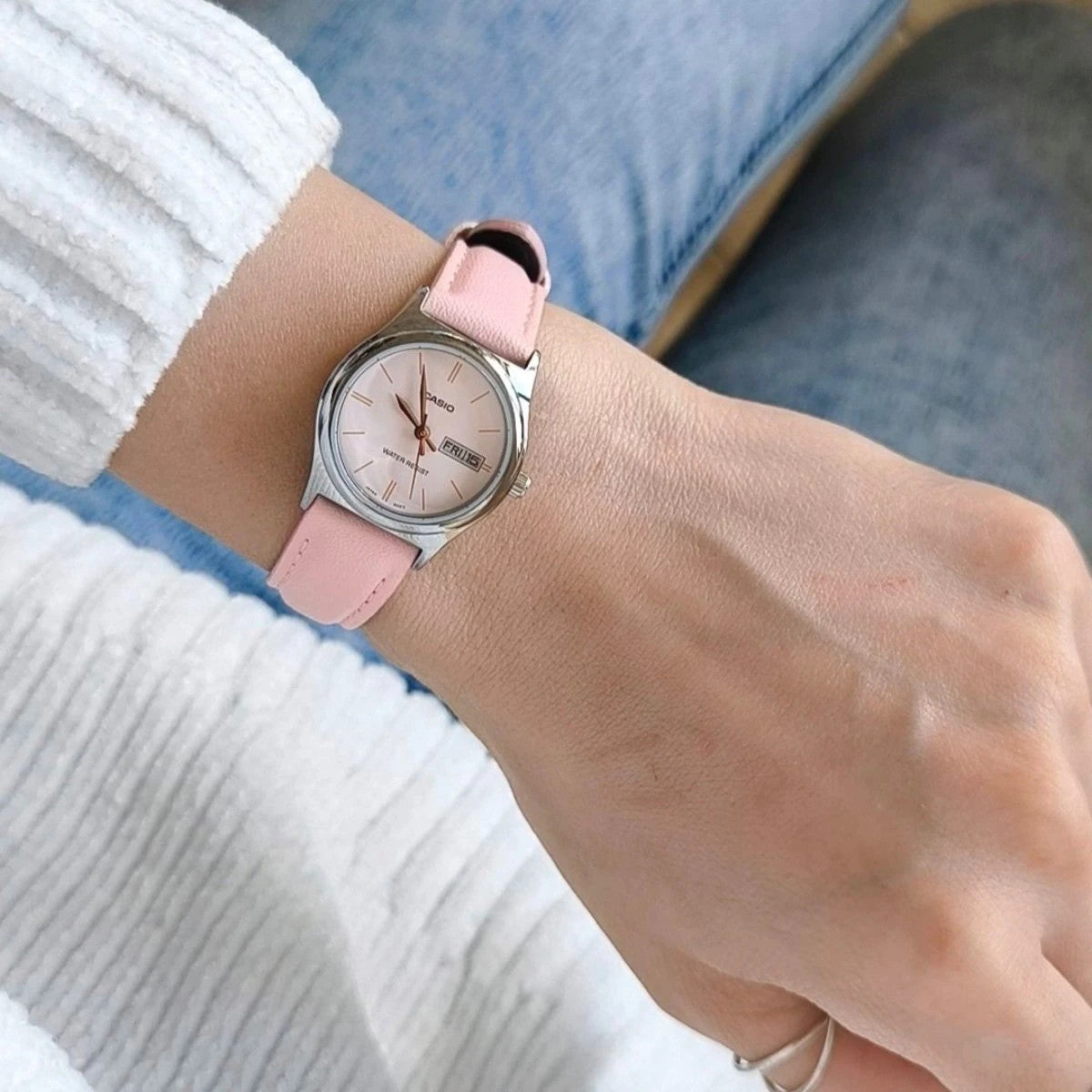 Дамски аналогов часовник Casio - Casio Collection - LTP-V006L-4BUDF