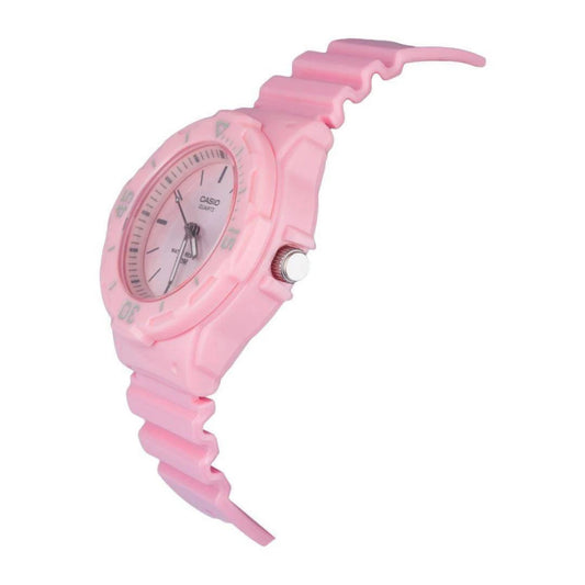 Дамски аналогов часовник Casio - Casio Collection - LRW-200H-4E4VDF