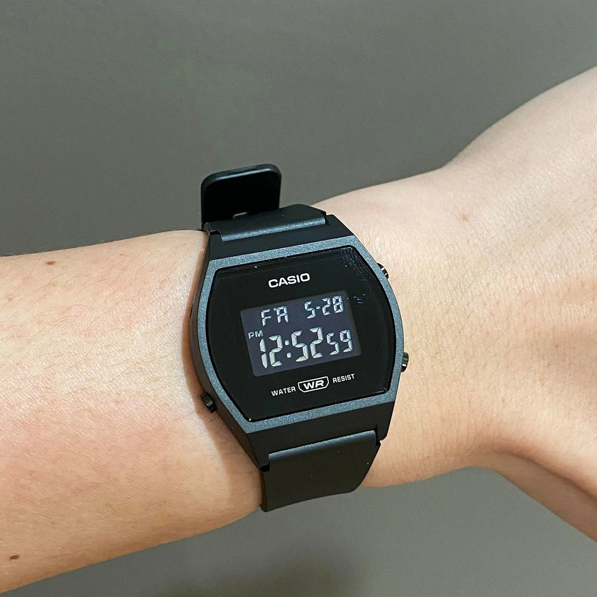 Дамски Часовник CASIO - Casio Collection - LW-204-1BEF