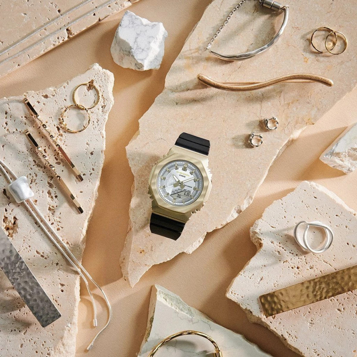 Дамски часовник Casio G-Shock - GM-S2100BC-1AER