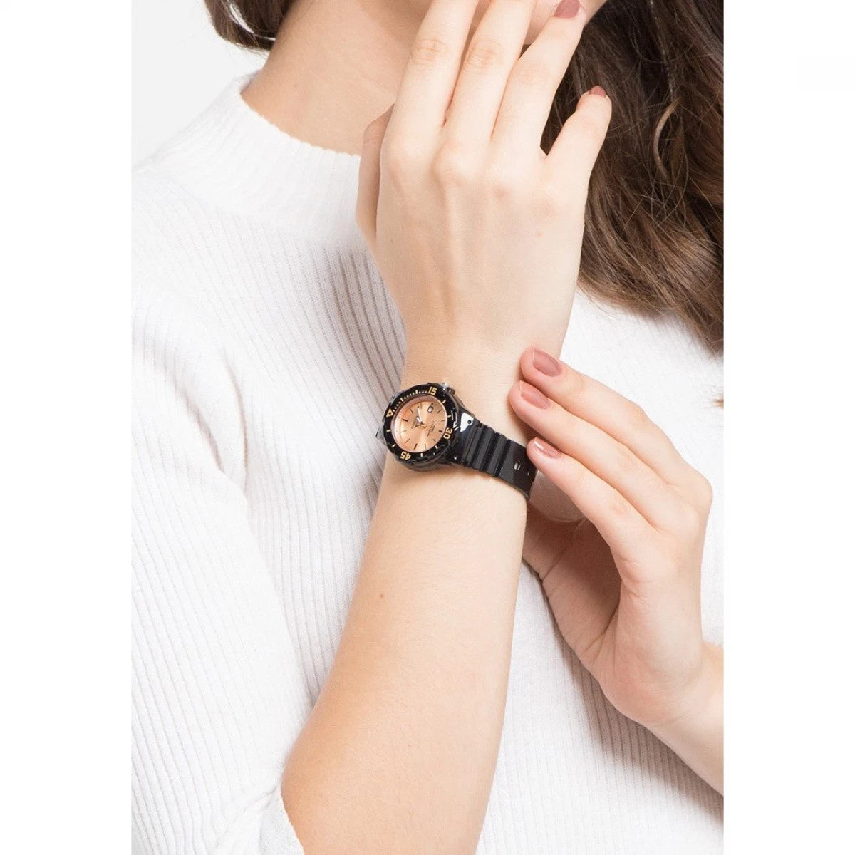 Дамски аналогов часовник Casio - LRW-200H-9E2VDF