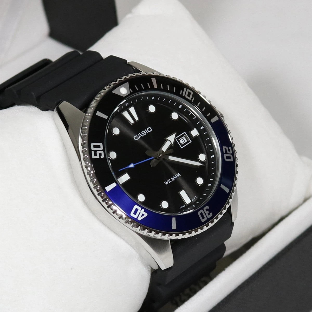 Мъжки аналогов часовник Casio Diving - MDV-107-1A2VEF