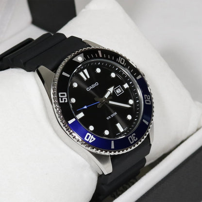 Мъжки аналогов часовник Casio Diving - MDV-107-1A2VEF