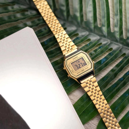 Дамски часовник Casio Vintage - LA680WEGV-9AEF