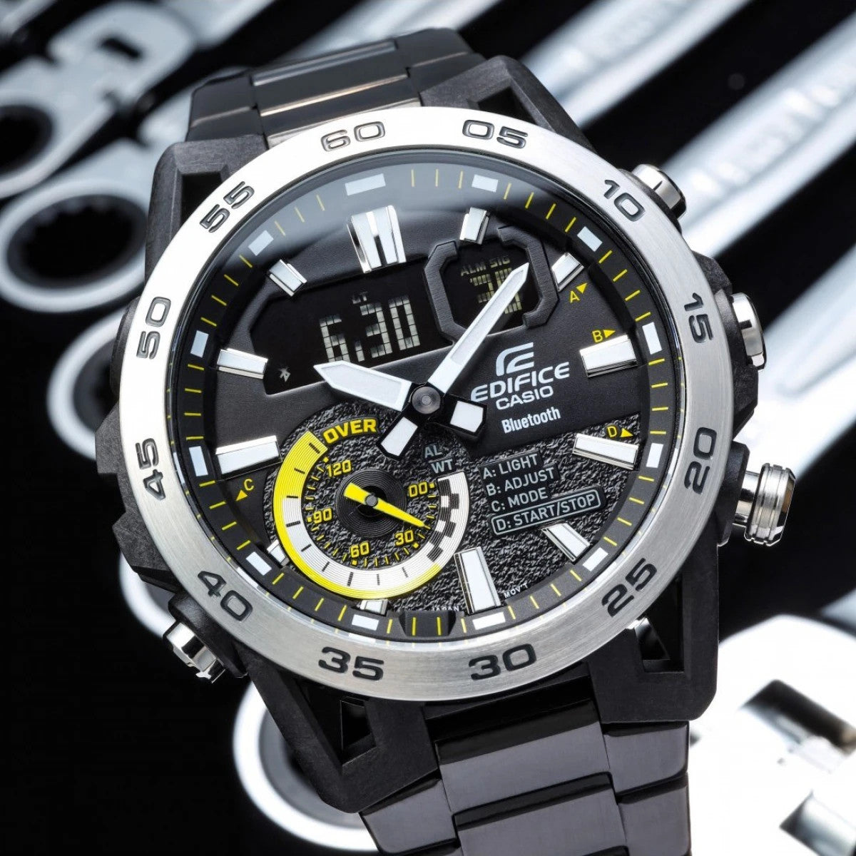 Мъжки часовник Casio Edifice Bluetooth - ECB-40DC-1AEF