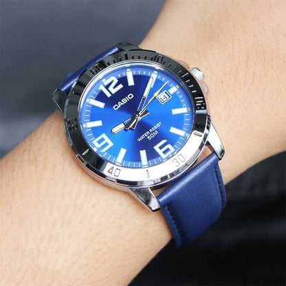 Мъжки аналогов часовник Casio - Casio Collection - MTP-VD01L-2BVUDF