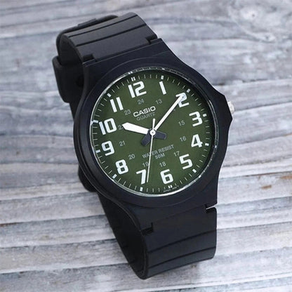 Мъжки аналогов часовник CASIO - Casio Collection - MW-240-3BVDF