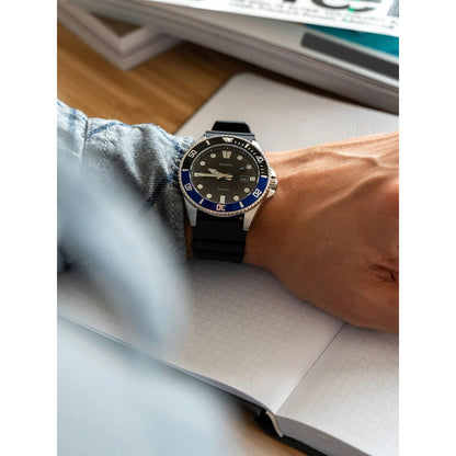 Мъжки аналогов часовник Casio Diving - MDV-107-1A2VEF