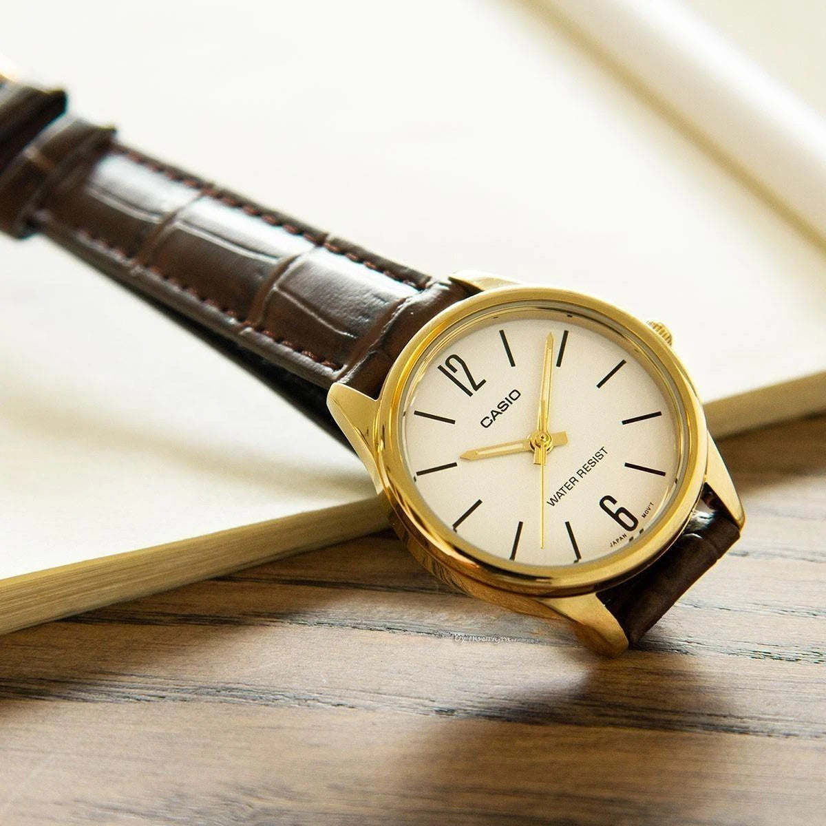 Дамски аналогов часовник Casio - Casio Collection - LTP-V005GL-7BUDF