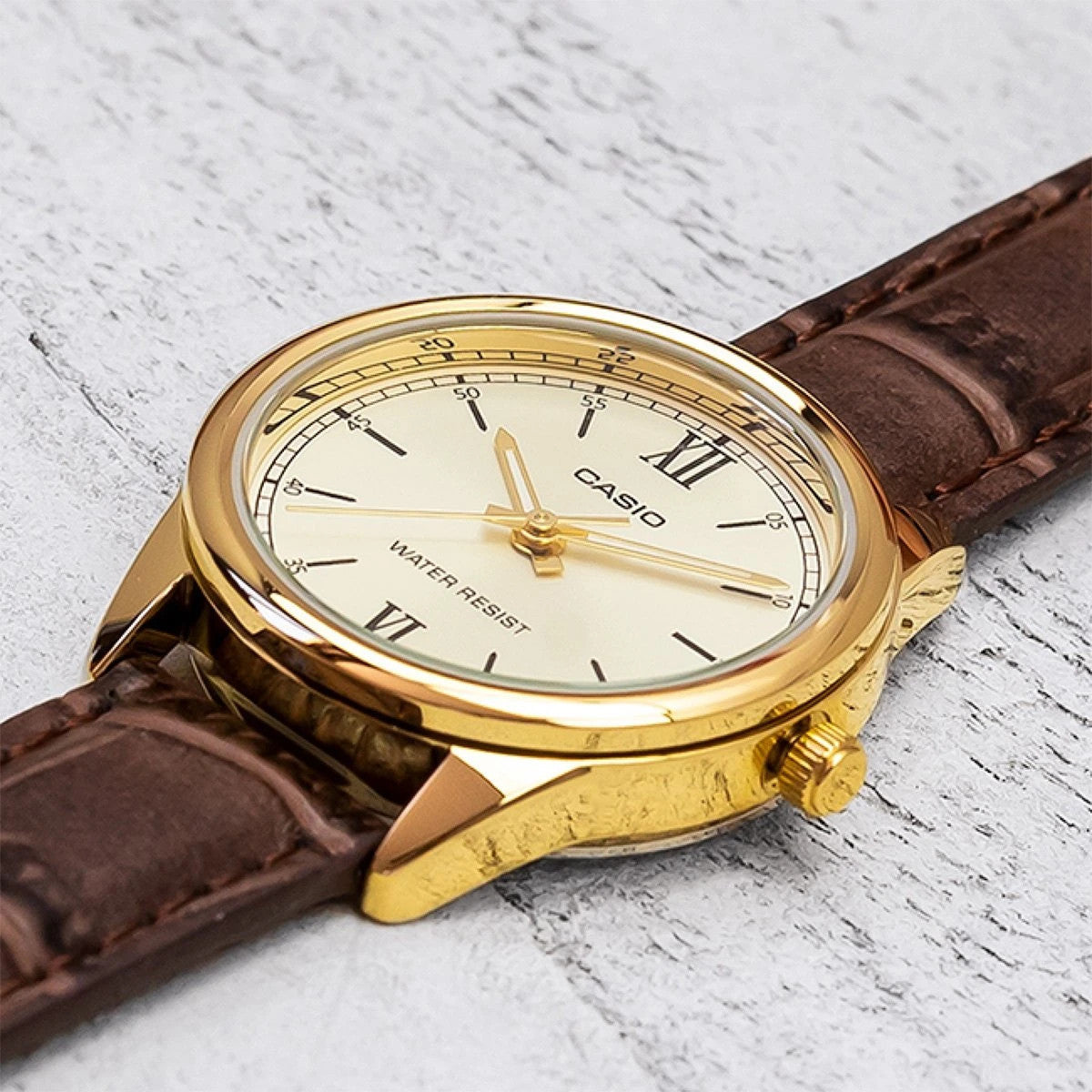 Дамски аналогов часовник Casio - Casio Collection - LTP-V005GL-9BUDF
